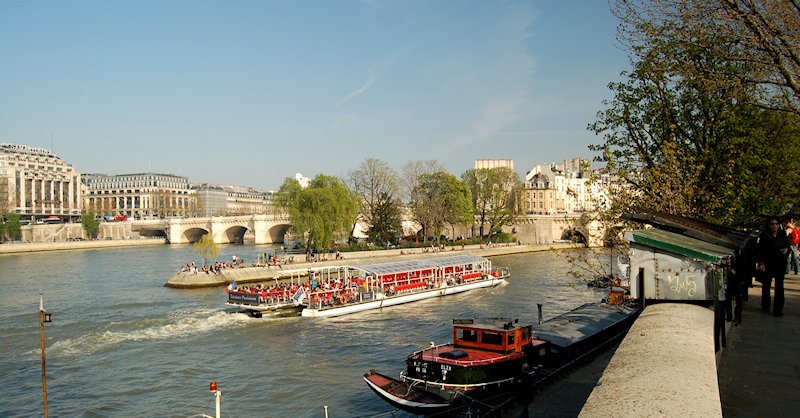 Ile de la Cite - Square du Vert Galant 02.JPG